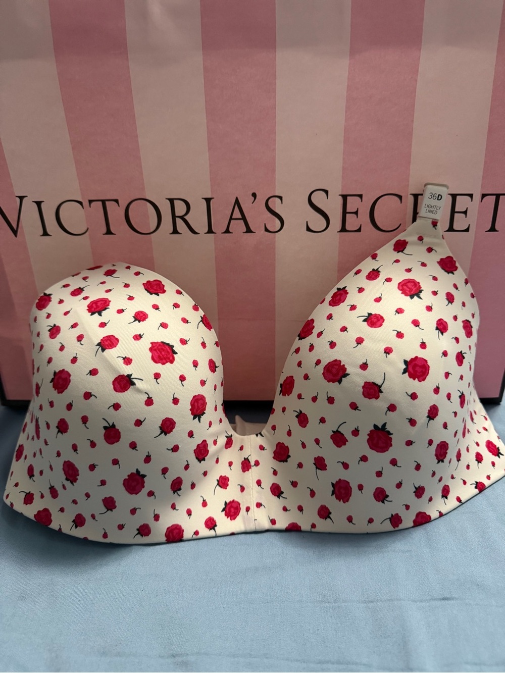 Victoria's Secret Cream Bra with Red Rose Print